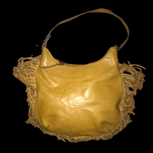 AXCESS SHOULDER BAG - Picture 3 of 4